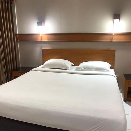 Hotel Caravan Tanah Abang Jakarta Exterior foto