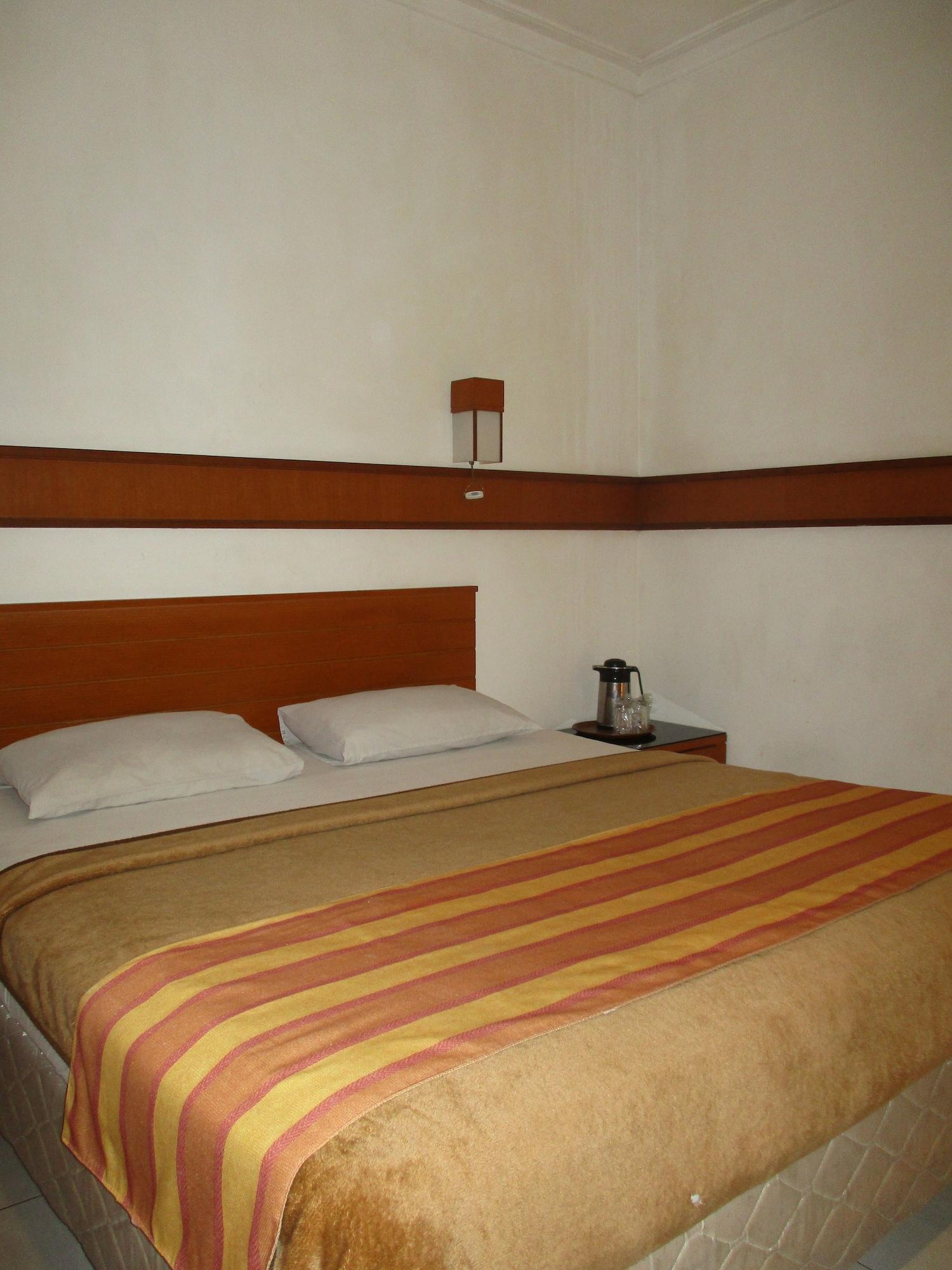 Hotel Caravan Tanah Abang Jakarta Exterior foto