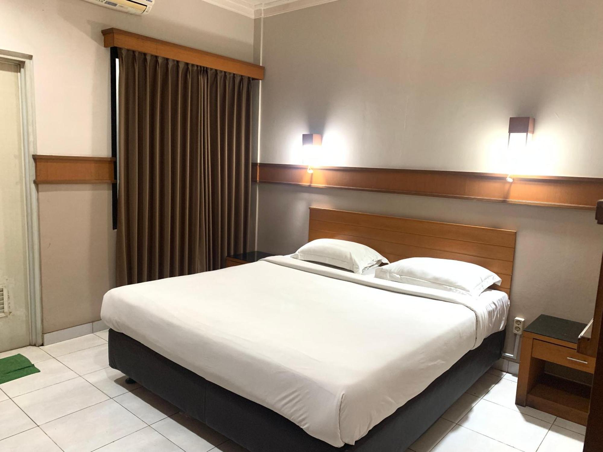 Hotel Caravan Tanah Abang Jakarta Exterior foto