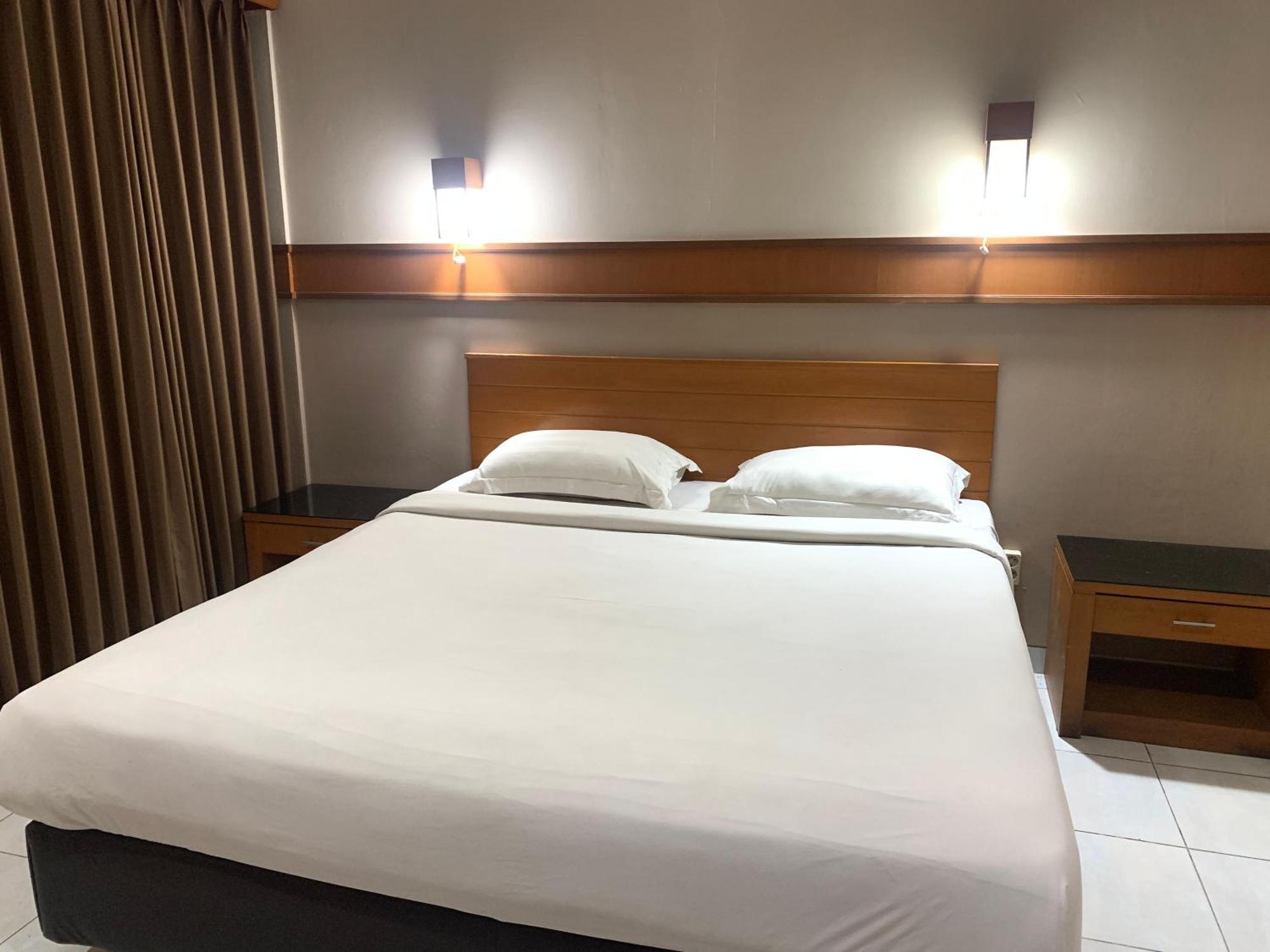 Hotel Caravan Tanah Abang Jakarta Exterior foto