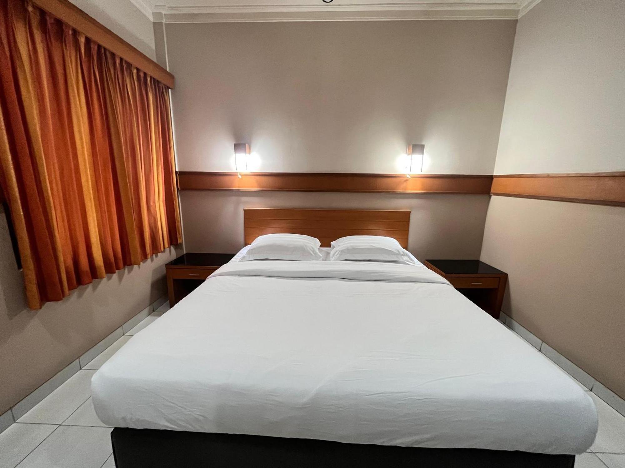 Hotel Caravan Tanah Abang Jakarta Exterior foto