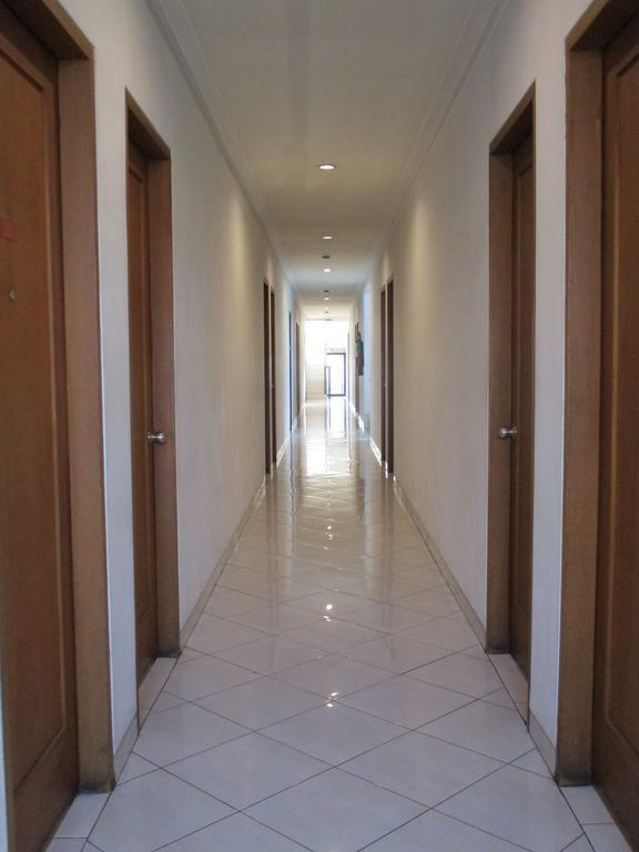 Hotel Caravan Tanah Abang Jakarta Exterior foto