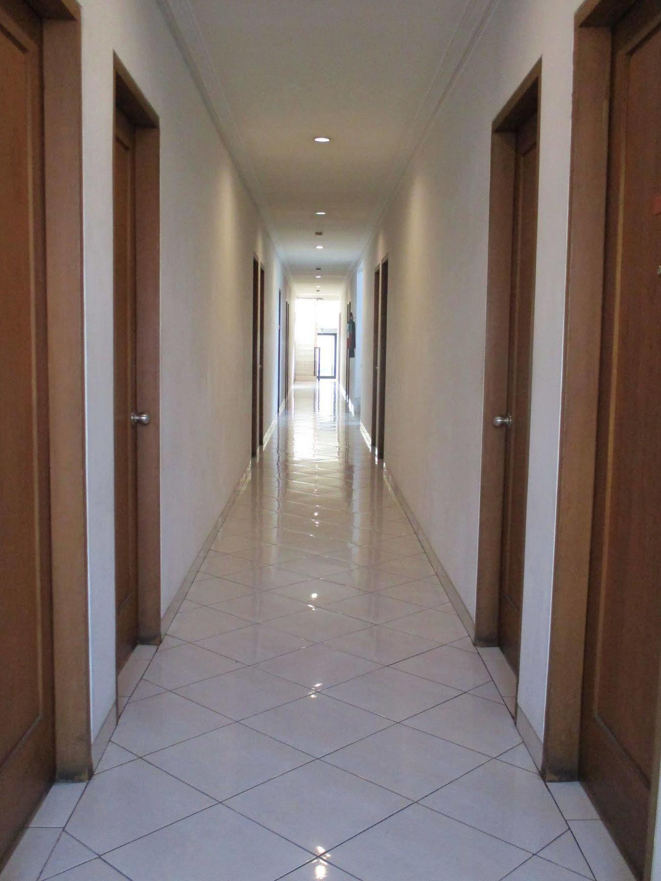 Hotel Caravan Tanah Abang Jakarta Exterior foto