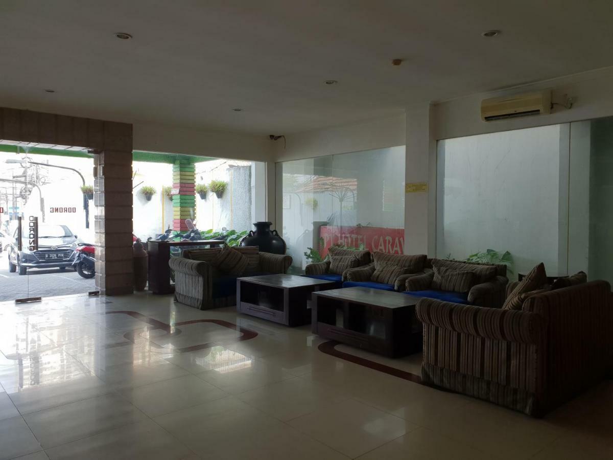 Hotel Caravan Tanah Abang Jakarta Exterior foto