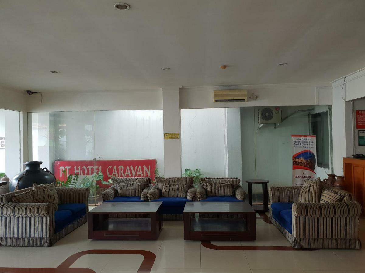 Hotel Caravan Tanah Abang Jakarta Exterior foto